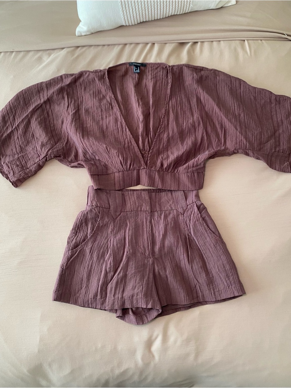 Forever 21 Mauve Textured Crop Top & High Waist Shorts Set SIZE MEDIUM